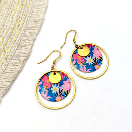 Boucles d’oreilles fleurs rose et bleu en résine et acier inoxydable pour femme