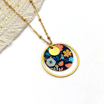 Collier pendentif fleur gipsy en résine pour femme