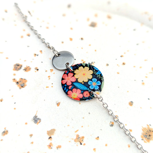 Bracelet fleurs folk en résine pour femme