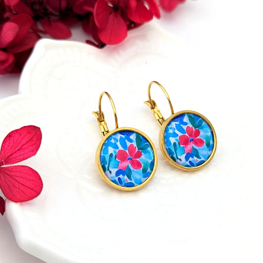 Boucles d'oreilles dormeuses cabochons pour femme - Fleurs framboise