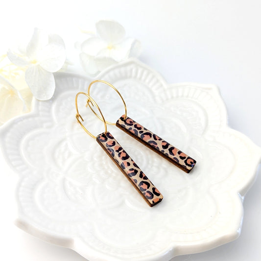 Boucles d’oreilles créoles pendentifs rectangles - Léopard