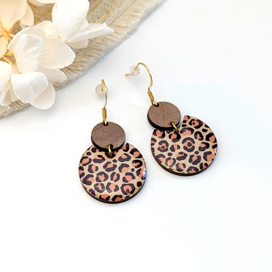 Boucles d’oreilles rondes en bois et résine - Léopard