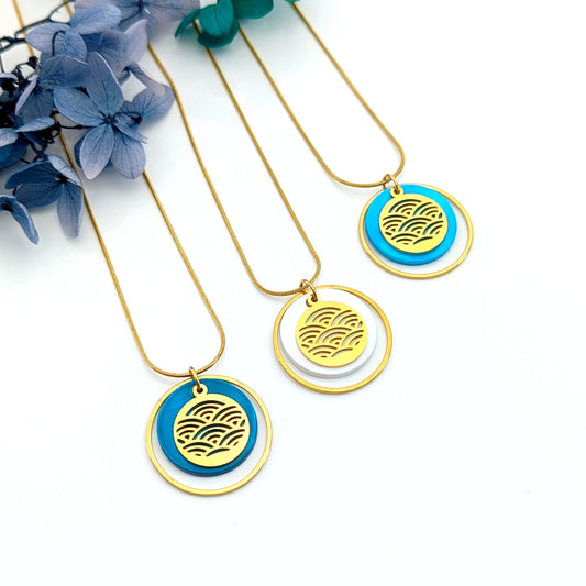 Collier pendentif Vagues, nacre et acier inoxydable pour femme