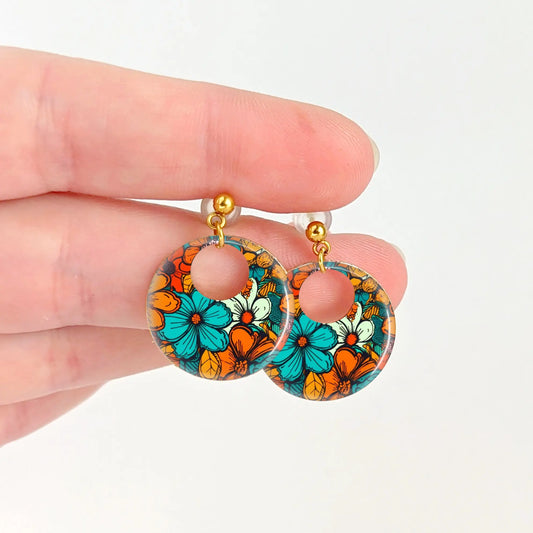 Boucles d'oreilles laiton doré et résine pour femme - Fleur Automne