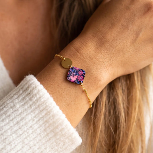 Bracelet en bois, résine et acier inoxydable - Fleurs rose et mauve
