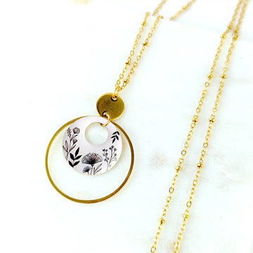 Collier long et pendentif en résine pour femme - Fleur Noir et Blanc