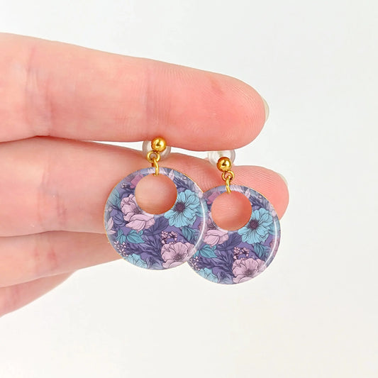 Boucles d'oreilles laiton doré et résine pour femme - Douces Fleurs